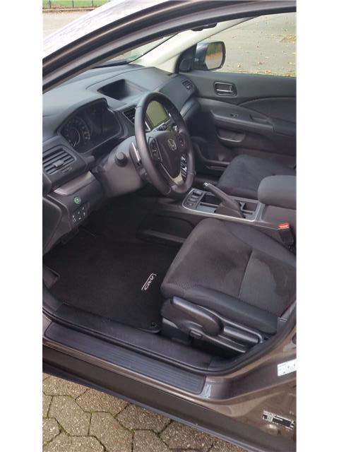 Left hand drive car HONDA CR V (01/09/2016) - 